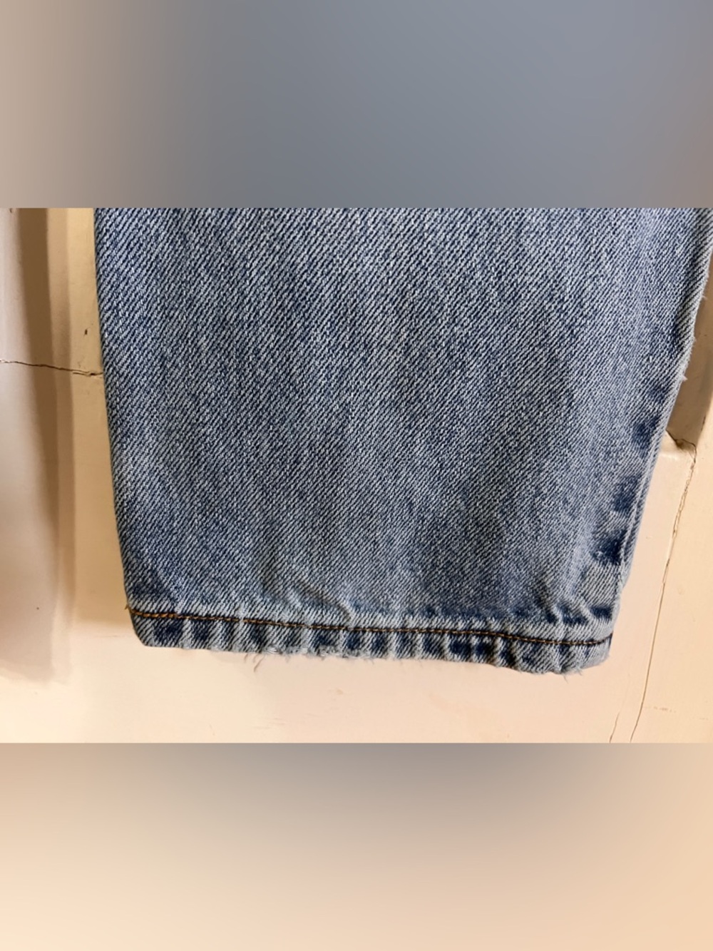 Levi's 512 Slim Fit Jeans in Light Blue Wash - Picture 10 of 14
